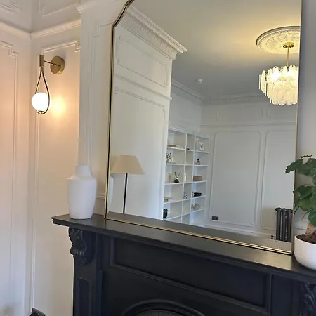 1 Bed Period Clifton Balcony Flat With Private Off Road Parking * בריסטול