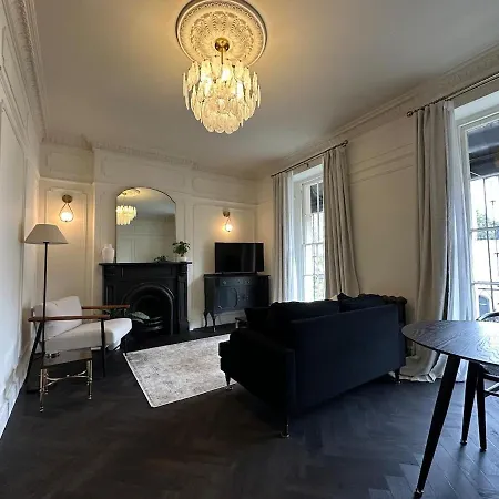 1 Bed Period Clifton Balcony Flat With Private Off Road Parking Apartment