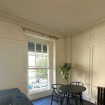 1 Bed Period Clifton Balcony Flat With Private Off Road Parking Apartment
